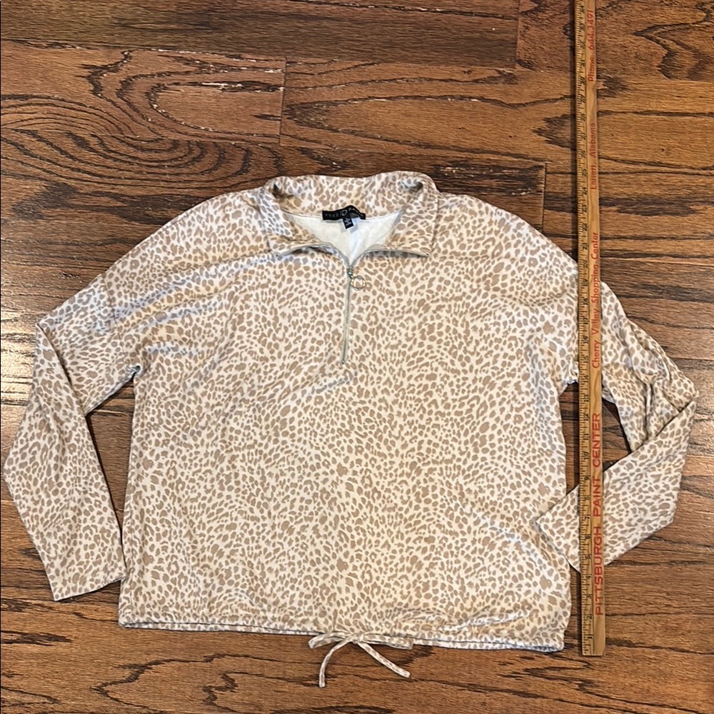 Fred David Tan Leopard Print Sweatshirt